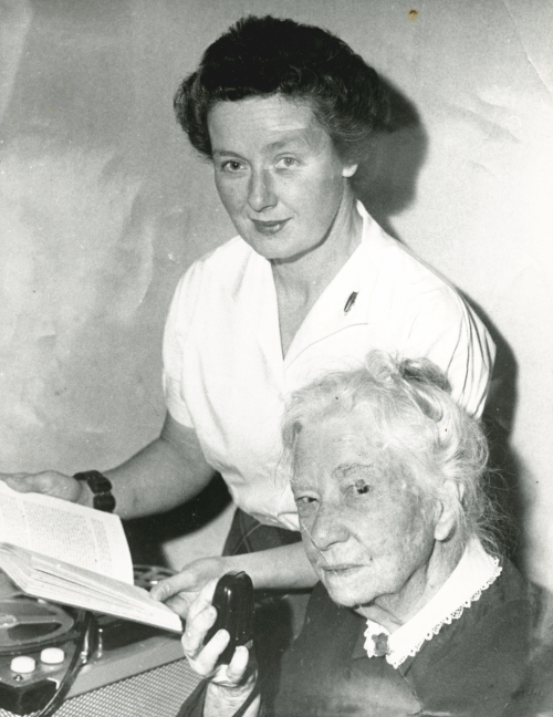 Hazel de Berg with Dame Mary Gilmore, 1961