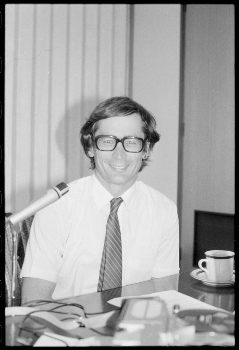 Portrait of Dick Smith taken during an oral history interview