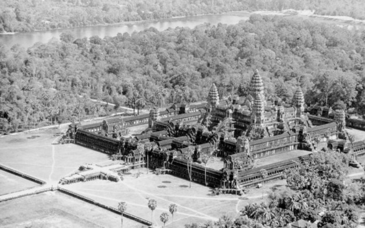 Angkor Wat, aerial view from the south-west