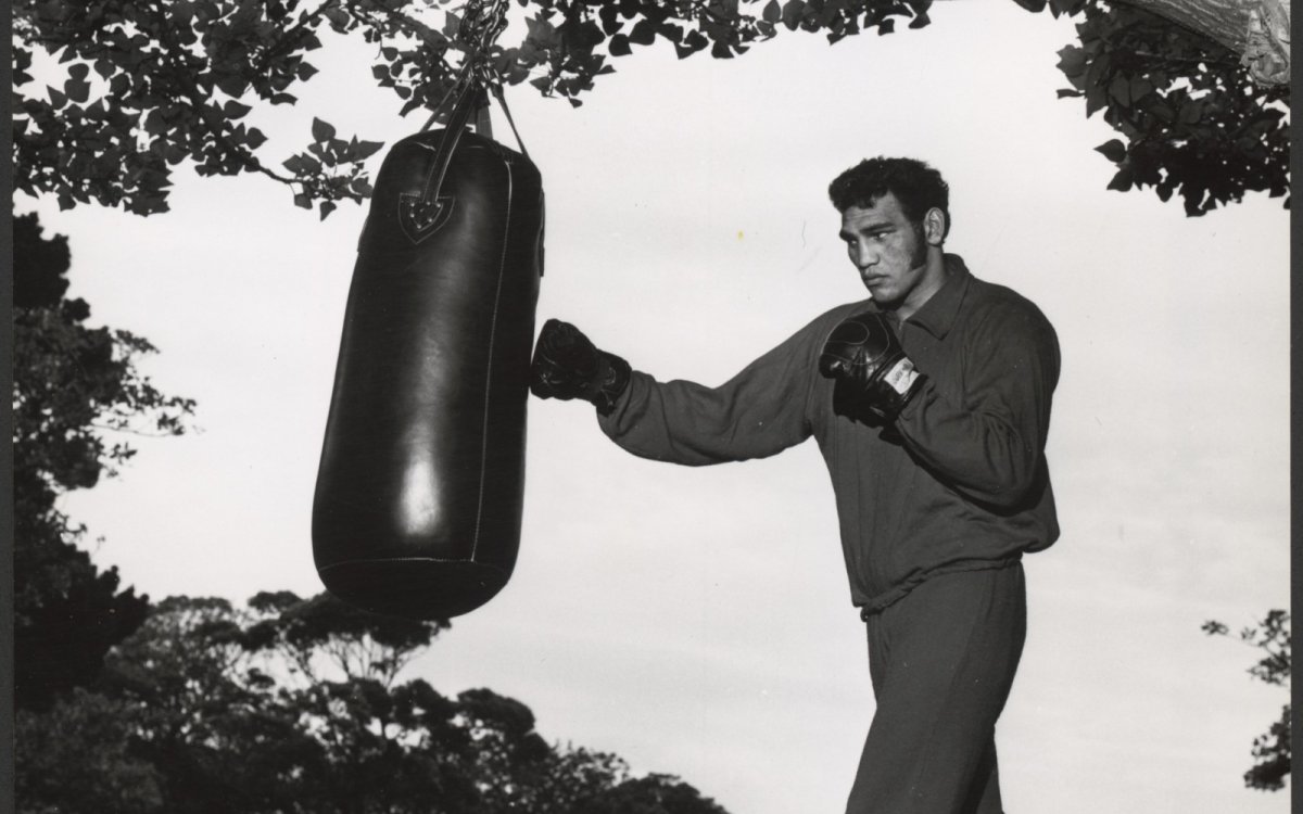 Black and white photo of Tony Mundine training in Centennial Park, Sydney