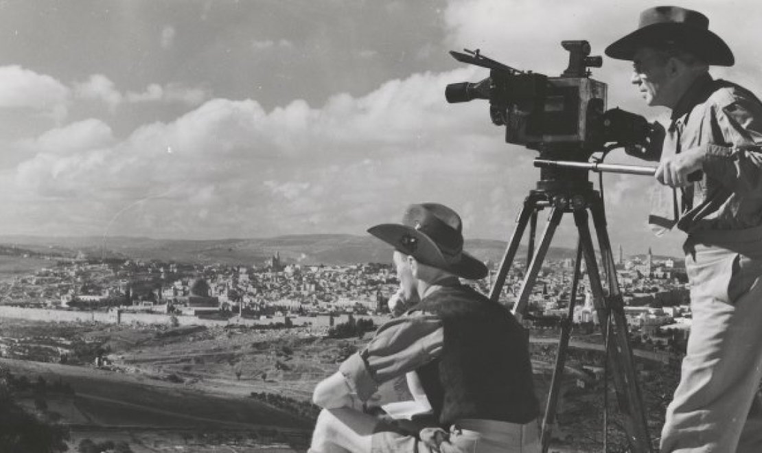 Frank Hurley (1885-1962), Frank Hurley and Maslyn Williams looking out over the Kidron Valley towards Jerusalem, Mount of Olives, Palestine, 1940? [picture], nla.obj-151339245