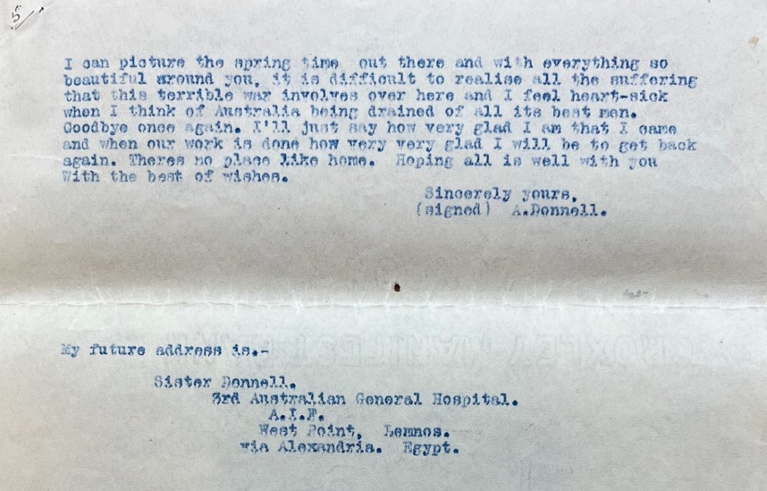 Last page of a typed letter transcript, with blue text. There is a short paragraph of text, the (typed) signature of the sender and details of their future address.